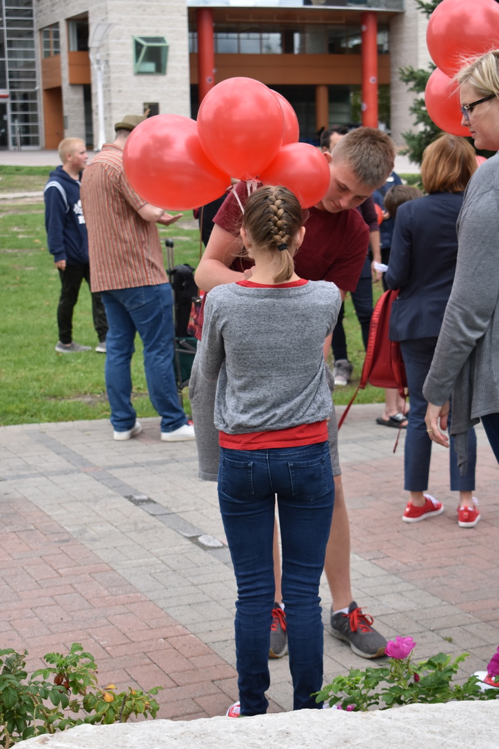 De l’aide avec les ballons